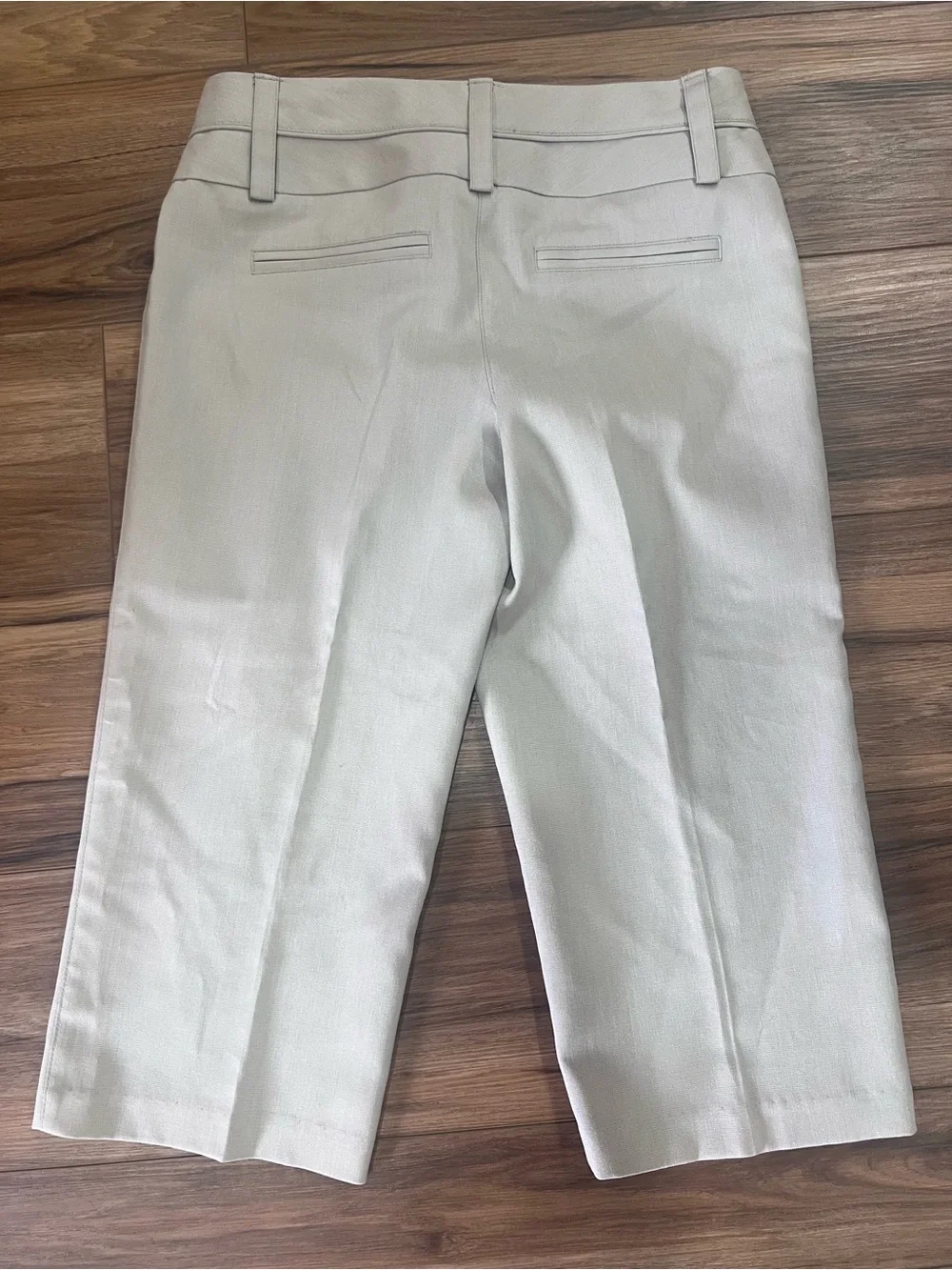 Women’s Tailored Crop Pants - Light Beige
